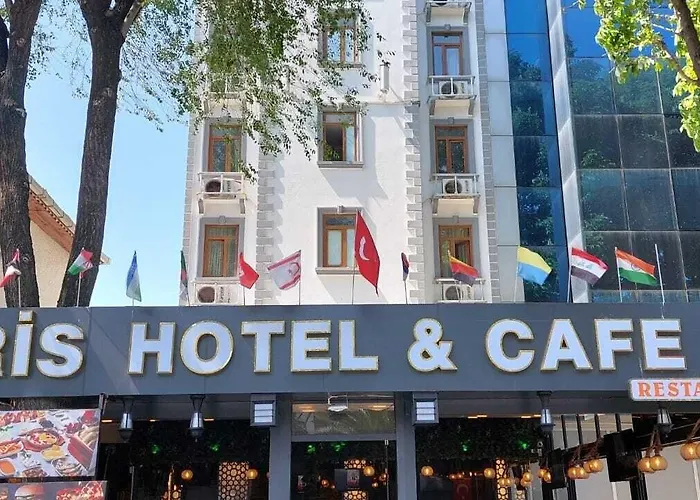 Hotell Paris Cafe Restaurant Istanbul