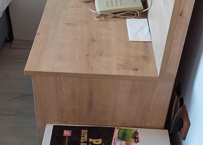 호텔 Paris Cafe Restaurant 이스탄불