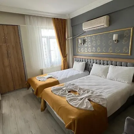 Paris Cafe Restaurant Hotell Istanbul