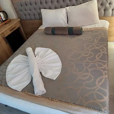 Paris Cafe Restaurant * Estambul